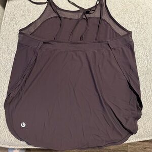 Lululemon top